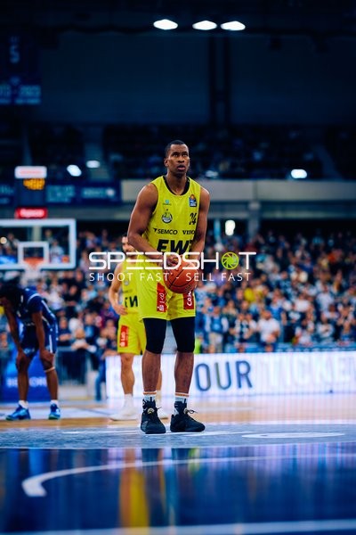 Mouhamed Barro beim Freiwurf