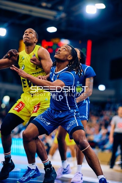 MLP Academic vs EWE Baskets Oldenburg - SNP DOME Heidelberg - 15:00 Uhr