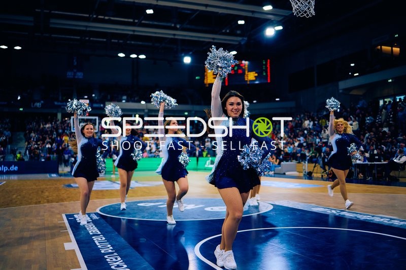 MLP Academic vs EWE Baskets Oldenburg - SNP DOME Heidelberg - 15:00 Uhr