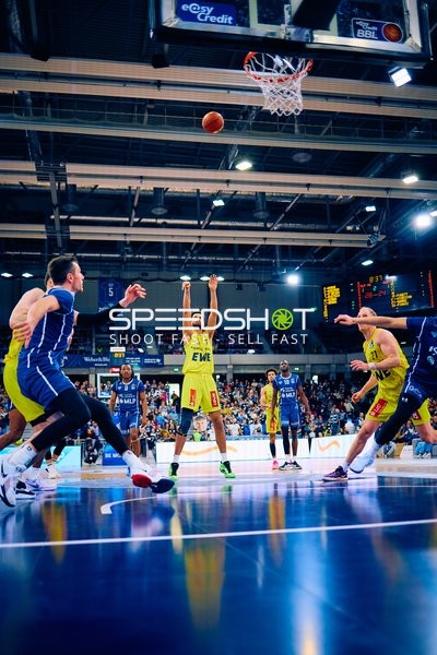 Freiwurf von Aleksandar Zecevic