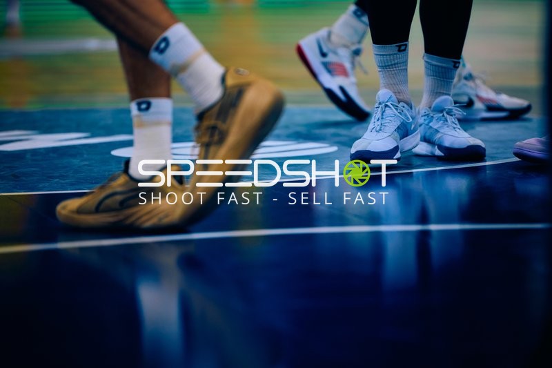 Bewegung auf dem Basketballfeld