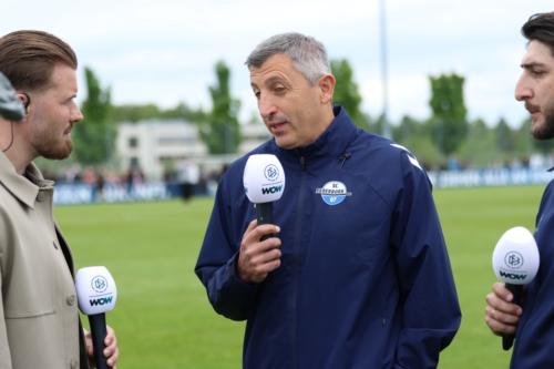 Interview am Trainingszentrum