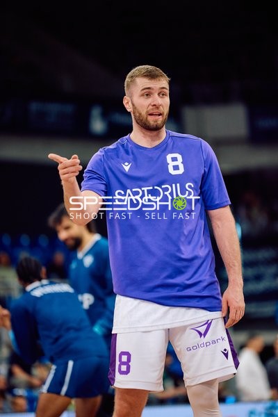 Lennart Schultz (8, BG Göttingen) gestikuliert