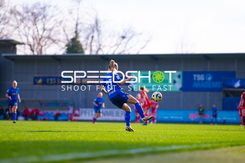 Fußball I Damen I Saison 2024-2025 I Google Pixel Frauen-Bundesliga I 17. Spieltag I TSG 1899 Hoffenheim - 1. FC Köln I 15.03.2025