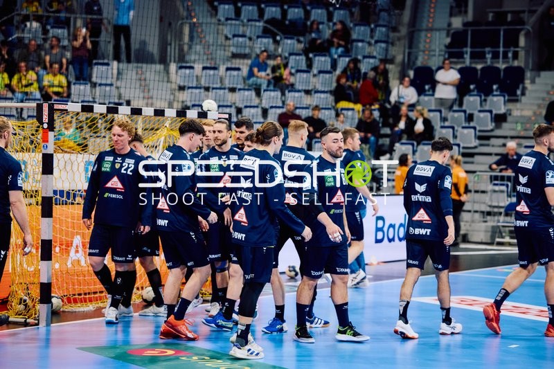 Aufwärmen der Rhein-Neckar Löwen Spieler