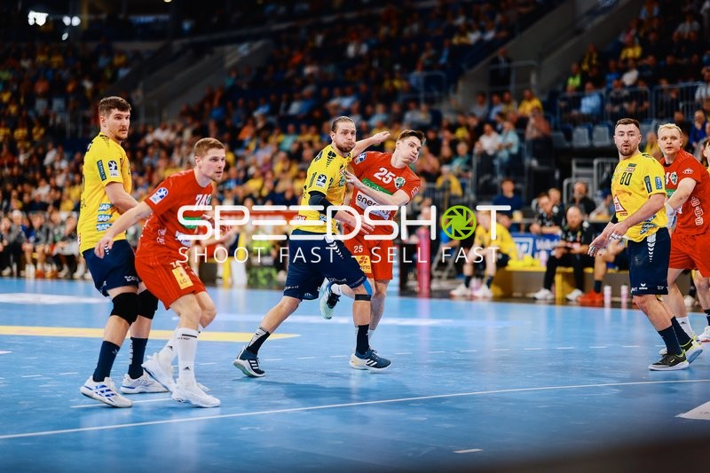 Spielszene mit mehreren Spielern