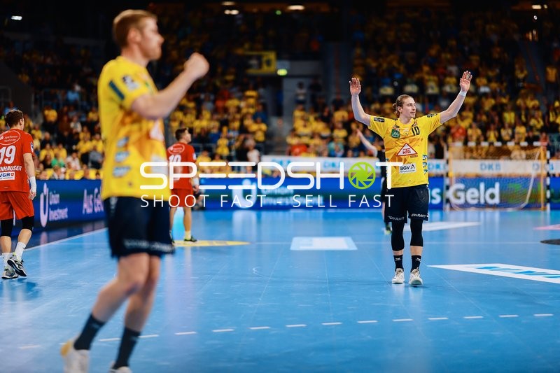 Spieler bereiten sich auf einen Spielzug vor