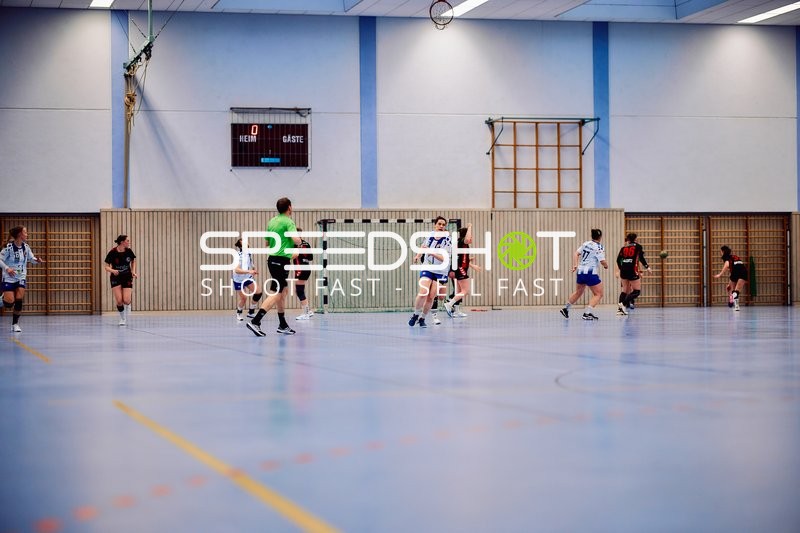 Spielszene in der Handballhalle