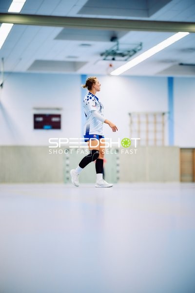 Spielerin des TV Edingen in der Halle