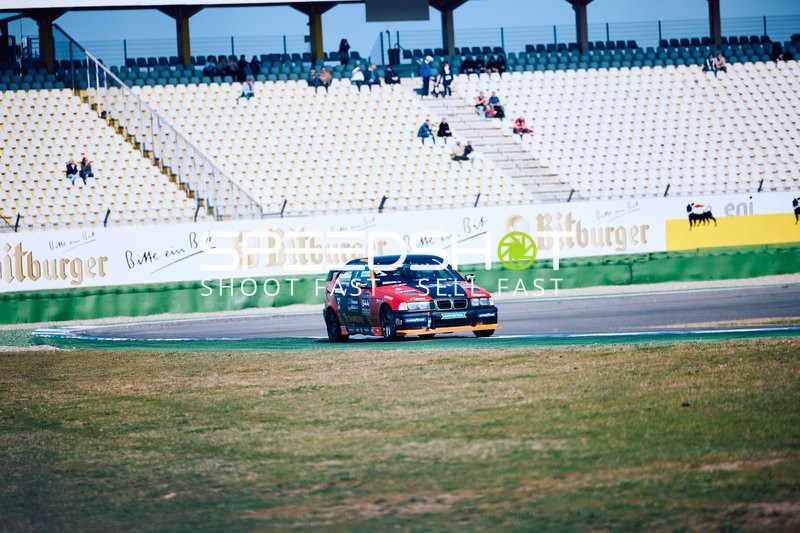 Maximilian Kochendörfer fährt während der DMV Goodyear Racing Days