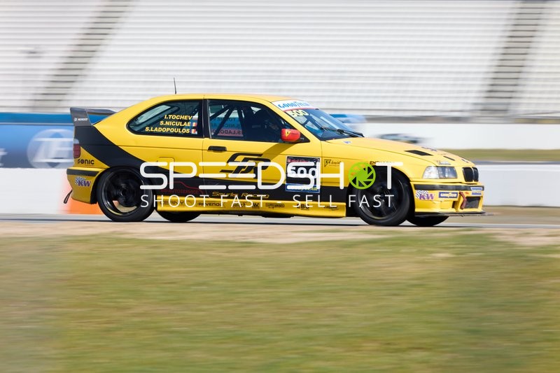 Ivan Tochev fährt während des Rennens