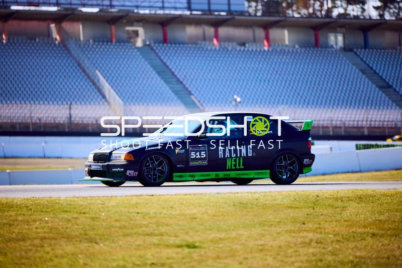 Rennwagen von KTW4Racing auf dem Hockenheimring