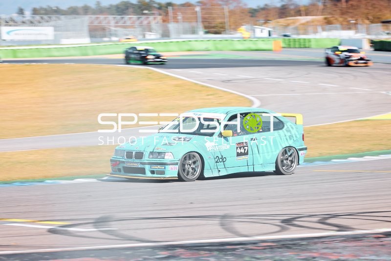 Driftende Aktion auf der Rennstrecke