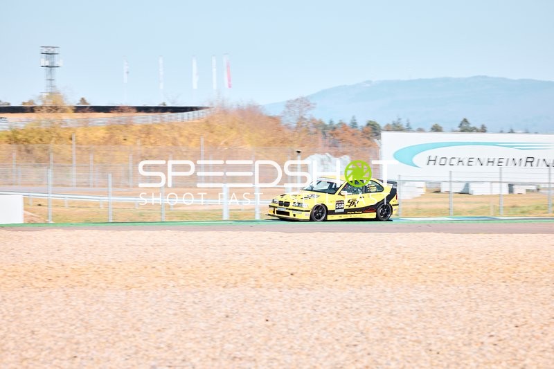 Mika König im 318ti Cup Rennen