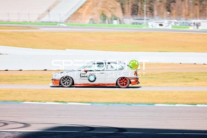 Oliver Abramowicz auf der Rennstrecke in Hockenheim