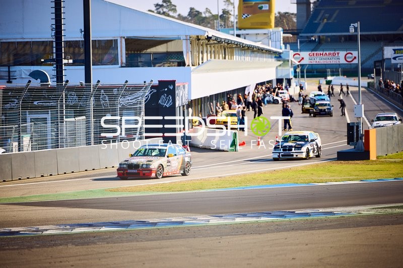 Fahrzeuge von Ravenol Motorsport am Hockenheimring