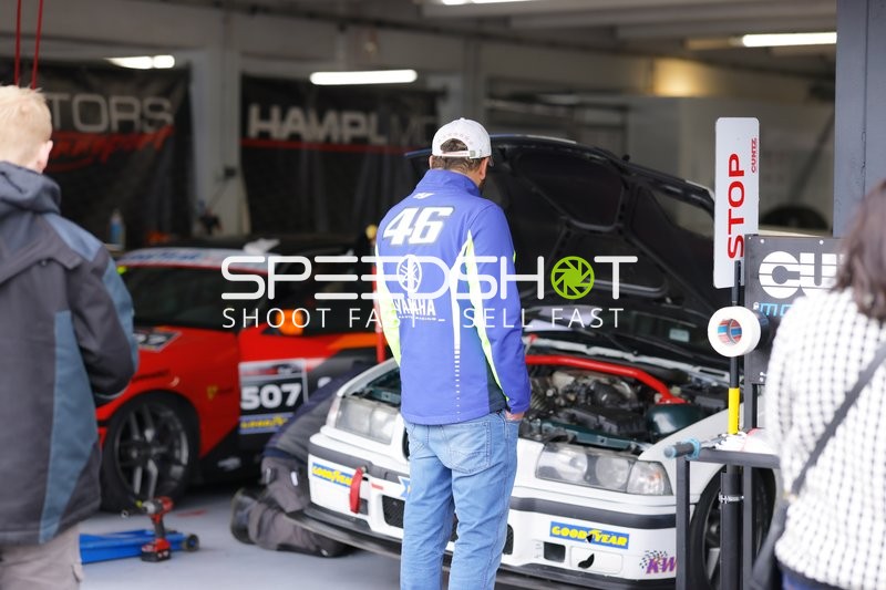 Vorbereitungen in der Werkstatt