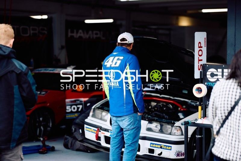 Mechaniker in der Boxengasse