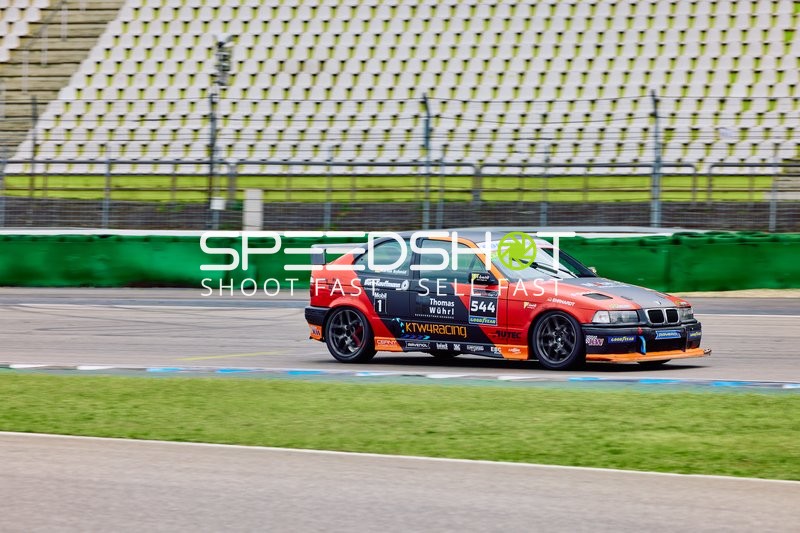 Marius Schmid im 318ti Cup