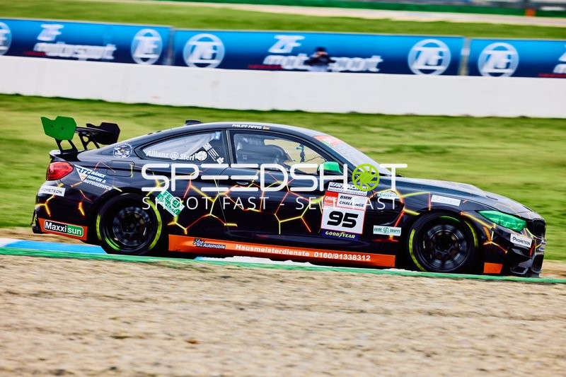 Tomas Pfister im PCHC Rennen auf hohem Tempo