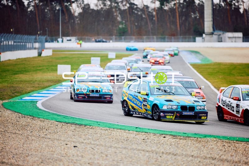 Maximilian Kochendörfer in Führung beim DMV Goodyear Racing Days