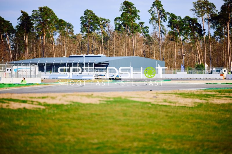 Fahrzeug beim Rennen auf Hockenheimring