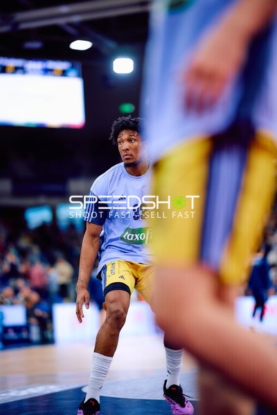 Spieler von Alba Berlin beim Aufwärmen