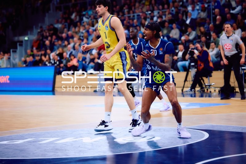 Jubel der MLP Academics gegen Alba Berlin im 2. Viertel