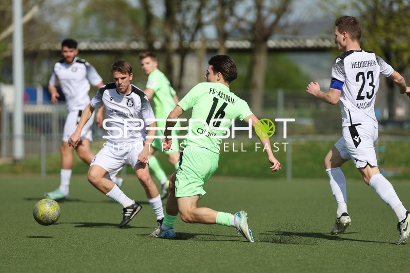 Ballpass in der Verbandsliga-Partie