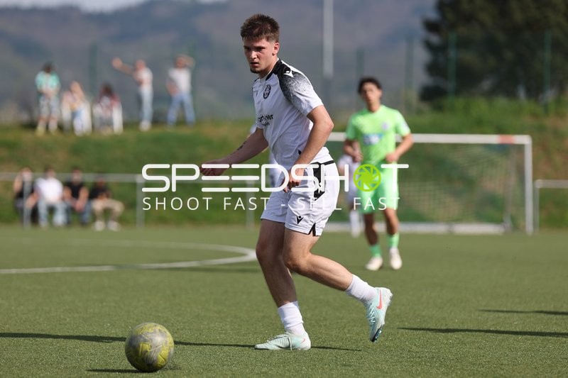 Spielszene zwischen FV Fortuna Heddesheim und FC-Astoria Walldorf II