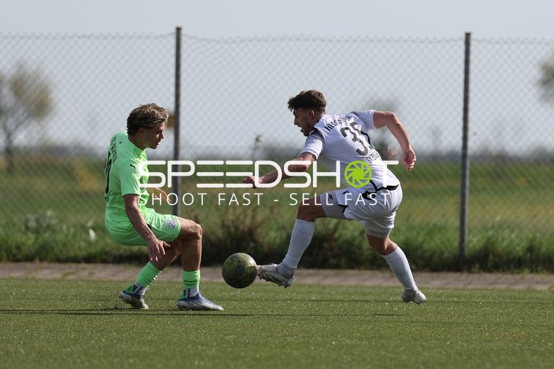 Dribbling im Zweikampf