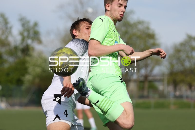 Intensiver Zweikampf in Heddesheim