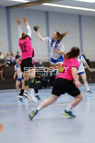 Dynamische Wurfszene im Spiel zwischen TV Edingen und SG Nußloch