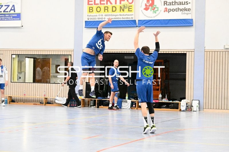 Handballspieler beim Sprung