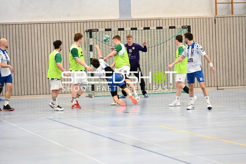 Dynamischer Wurf von TV Edingen