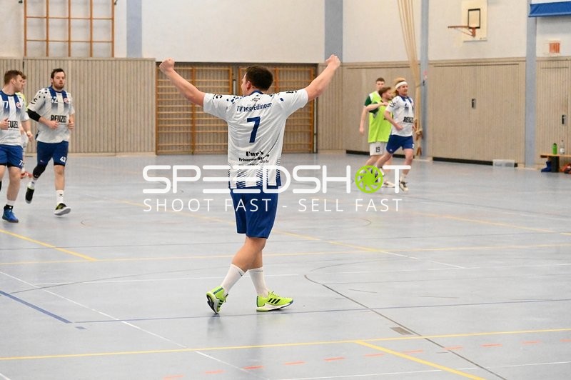 Jubel der Edinger Haie