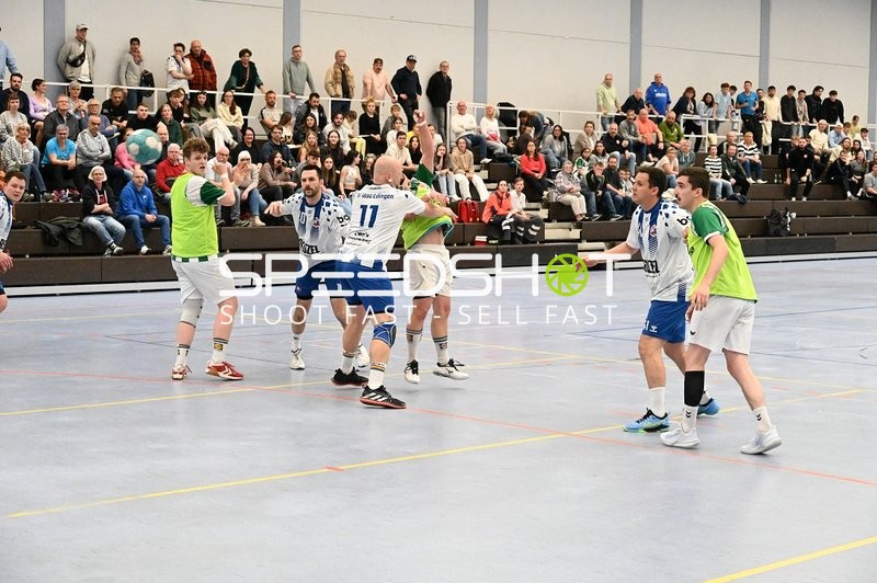 Wurf im Handballspiel