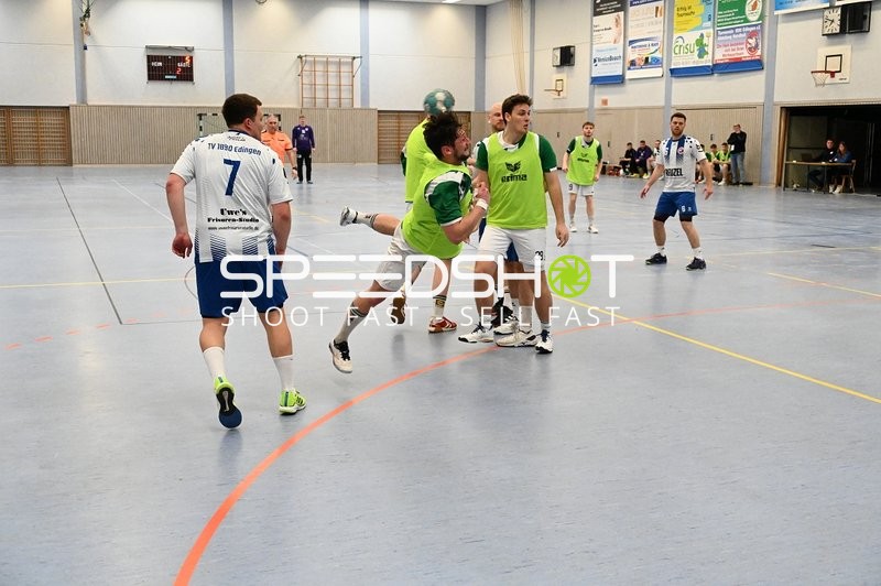 Wurfaktion von TVE Edingen gegen TV Friedrichsfeld