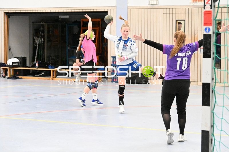 Dynamischer Wurf beim Handballspiel