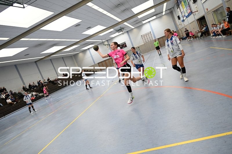 Dynamischer Wurf im Handballspiel