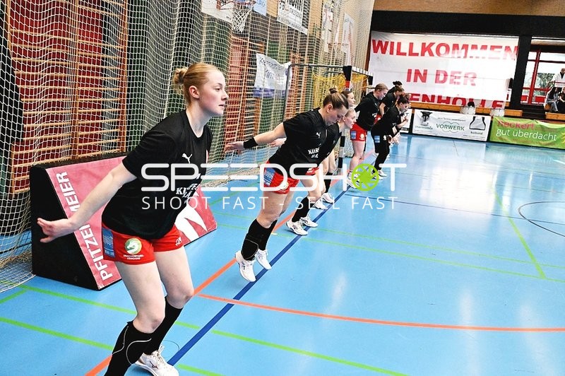 Aufwärmen der Kurpfalz Bären gegen Mainz 05