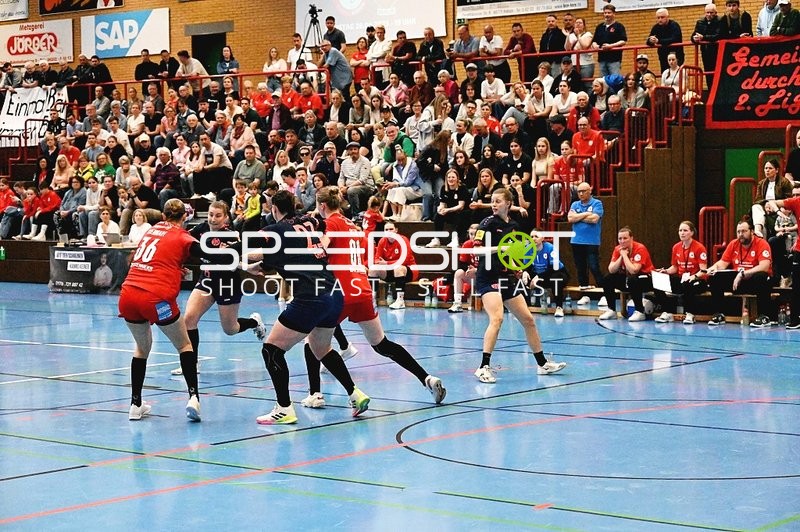 Zweikampf zwischen Kurpfalz Bären und Mainz 05