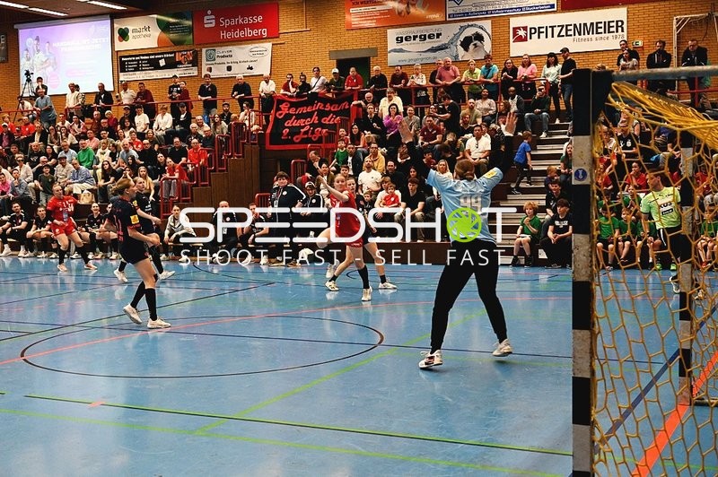 Wurfaktion zwischen Kurpfalz Bären und Mainz 05