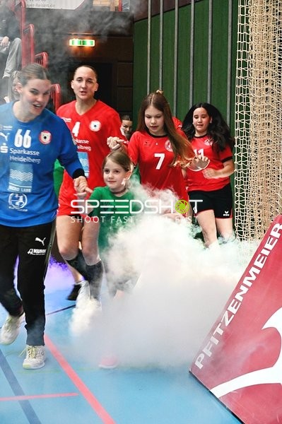 Einlauf der Kurpfalz Bären in Ketsch