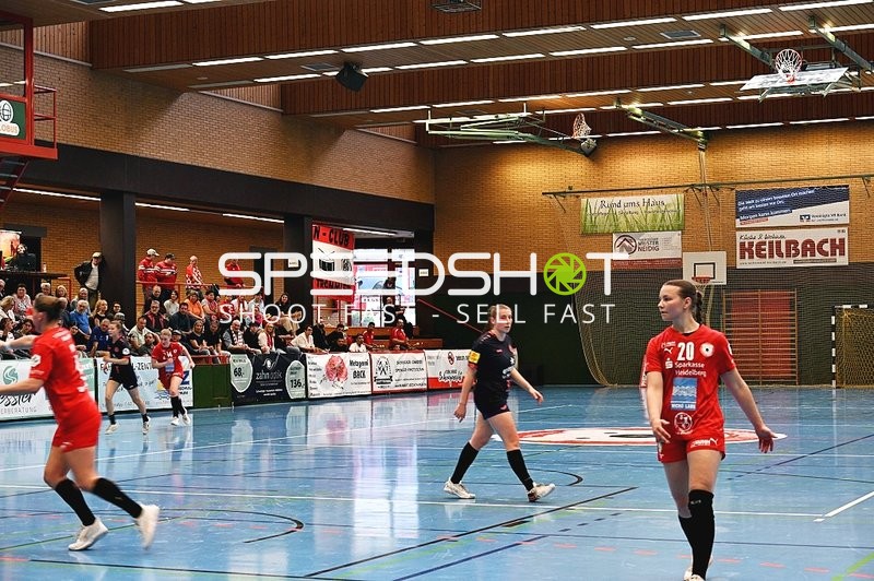 Spielerin der Kurpfalz Bären (Nummer 23) läuft