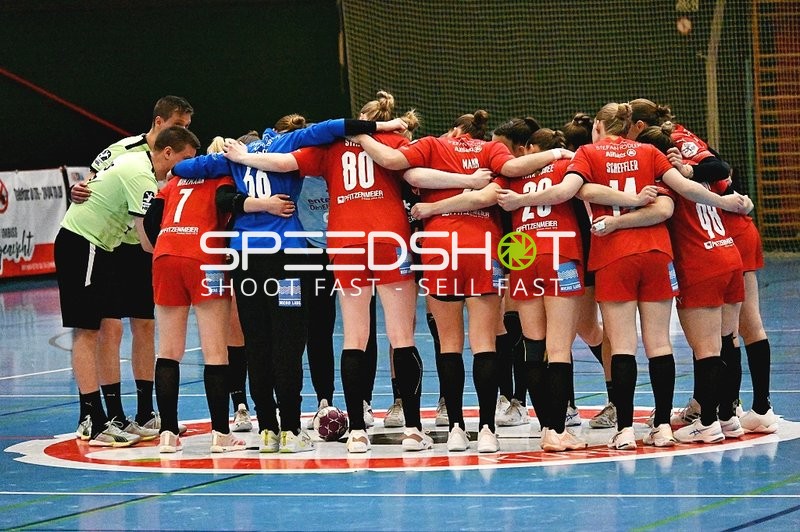 Kurpfalz Bären versammeln sich im Team-Huddle