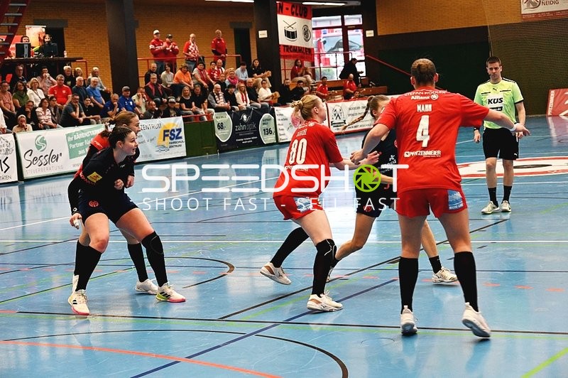 Abwehraktion von Kurpfalz Bären gegen Mainz 05