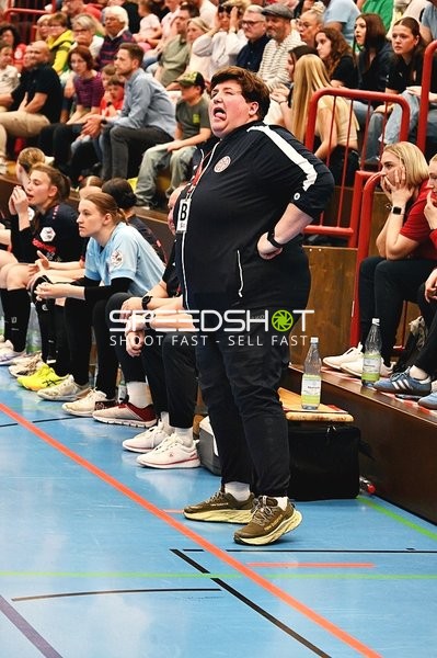 Energisches Coaching am Spielfeldrand