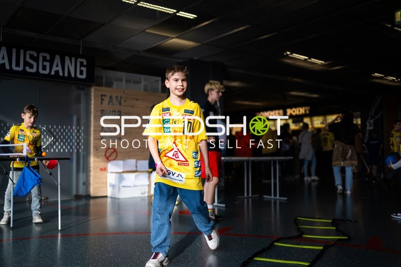 Vorbereitung der Fans auf das Spiel