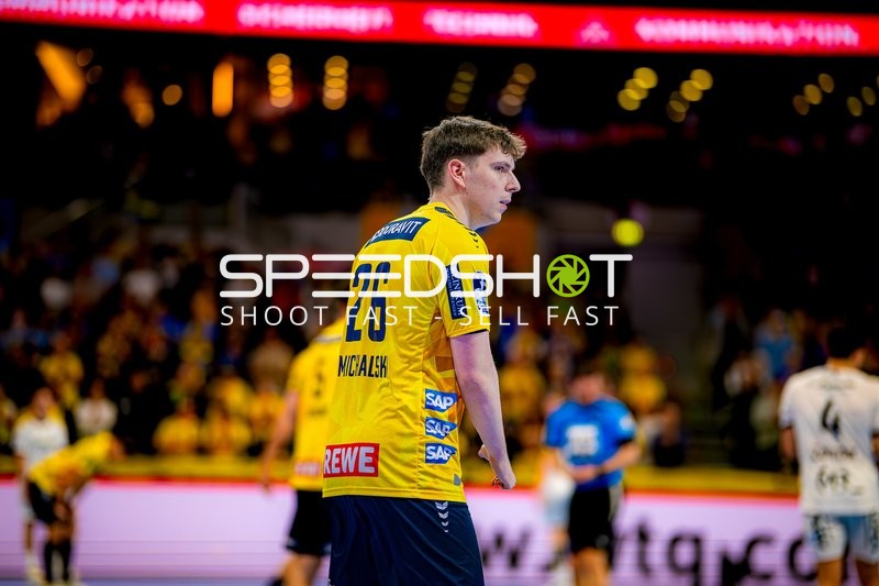 Spielszene im Handball zwischen Rhein-Neckar Löwen und TBV Lemgo